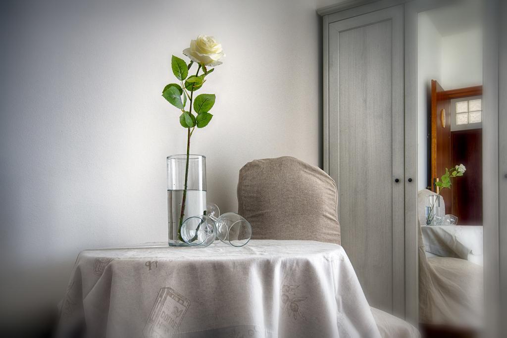 B&B Rosa Del Garda 라찌제 외부 사진